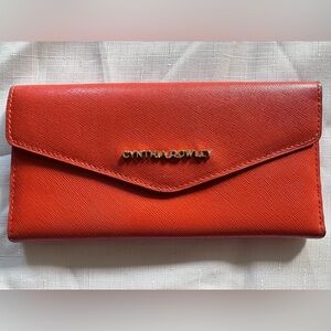🧡 Wallet So Bright It Pays You in Compliments 💸✨